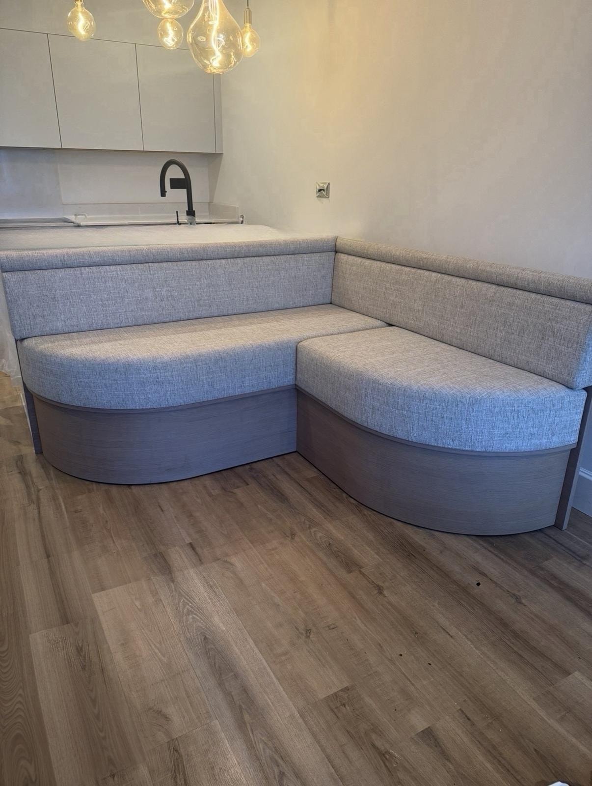 Grey corner kitchen banquette
